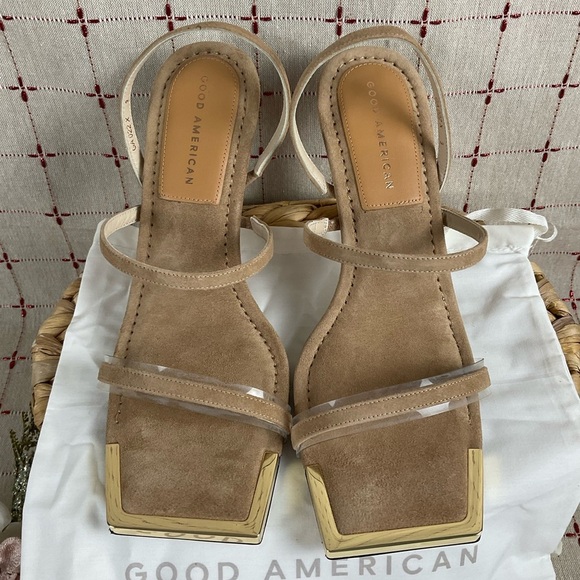 Good American Suede Strappy Heels Gold Square Toe Sz 9 Light Brown Leather New - Picture 3 of 8